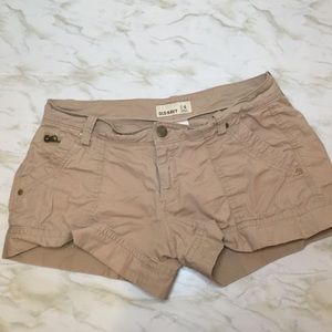 Tan Cargo Shorts - they have real pockets!